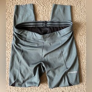 Patagonia Women’s Medium Hiking/Running Leggings/Tights, Blue